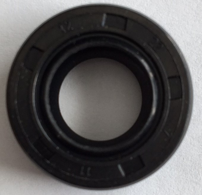 Zahradní technika - TĚSNIVO HŘÍDELE ČÍNSKÉ KŘOVINOŘEZY 26cc 32cc MALÉ 43cc 52cc