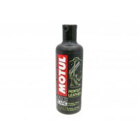 Ošetřující krém na kůži Motul MC Care M3 Perfect Leather 250ml