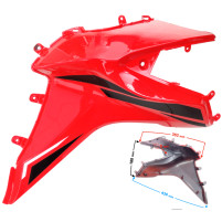 Plastový kryt pravý červený pro Barton GT 125cc