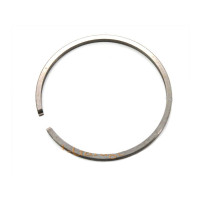 Pístní kroužek 39 x 2 mm tvar C pro moped, skútr, koloběžku