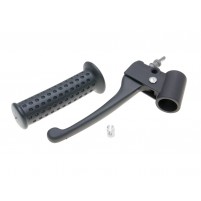 Plastová rukojeť Domino krátký zdvih 3,6 ° / 74 mm černý - univerzální